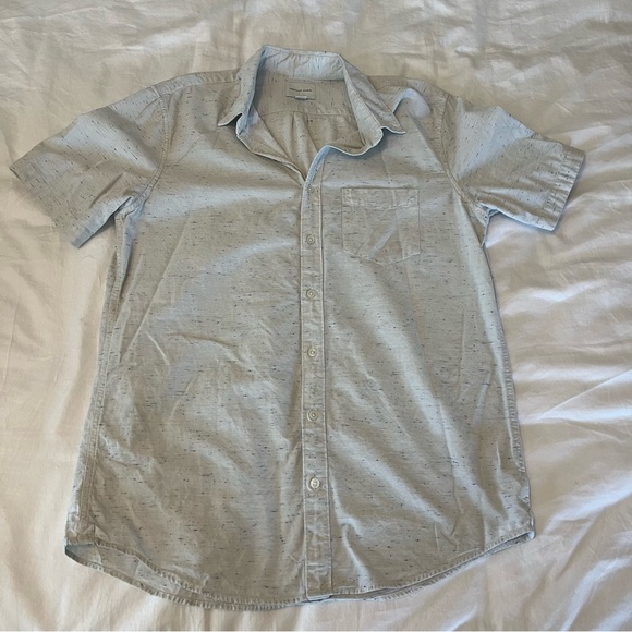 American Eagle Button Up - Picture 1 of 3